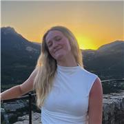 Vous recherchez une jeune professeur particulier pour enseigner à vos enfants ? 
Je suis la personne parfaite !